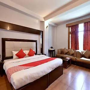 Hotel Oyo 5268 Himland East, Shimla